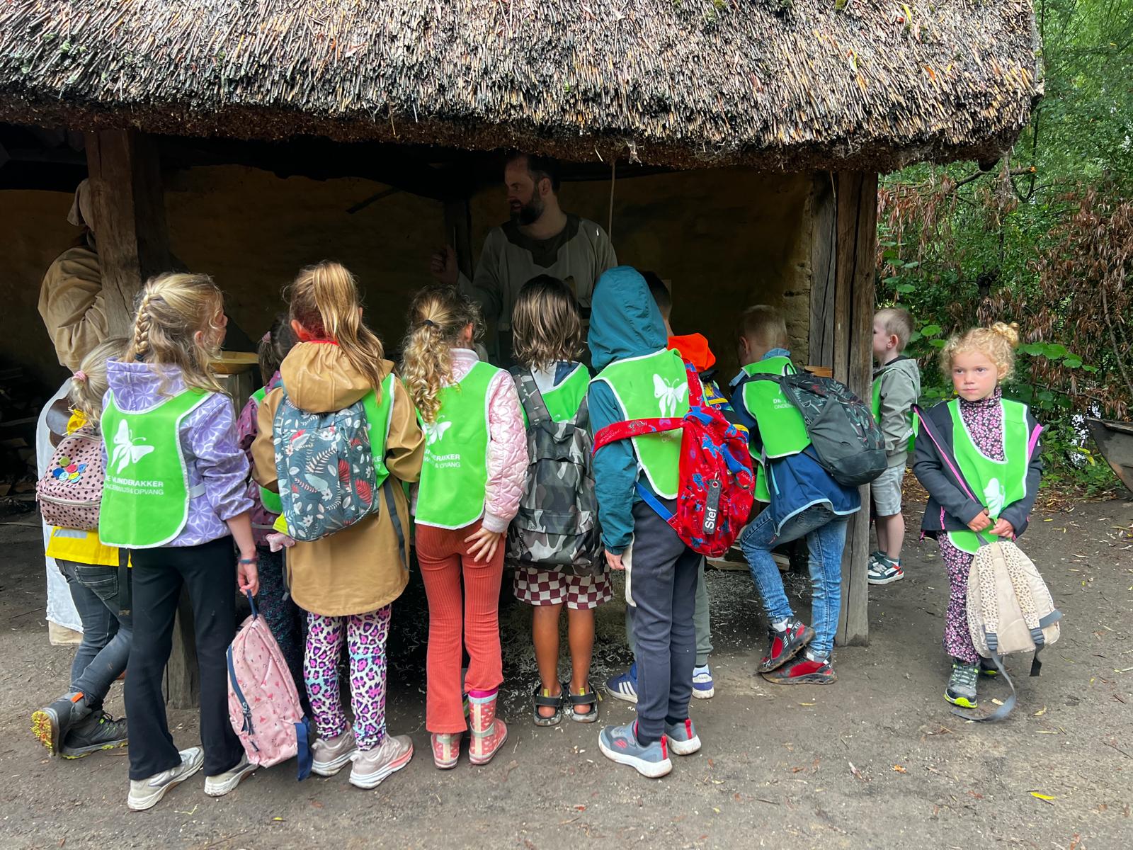 PreHistorisch Dorp met Jeugd Vakantie
